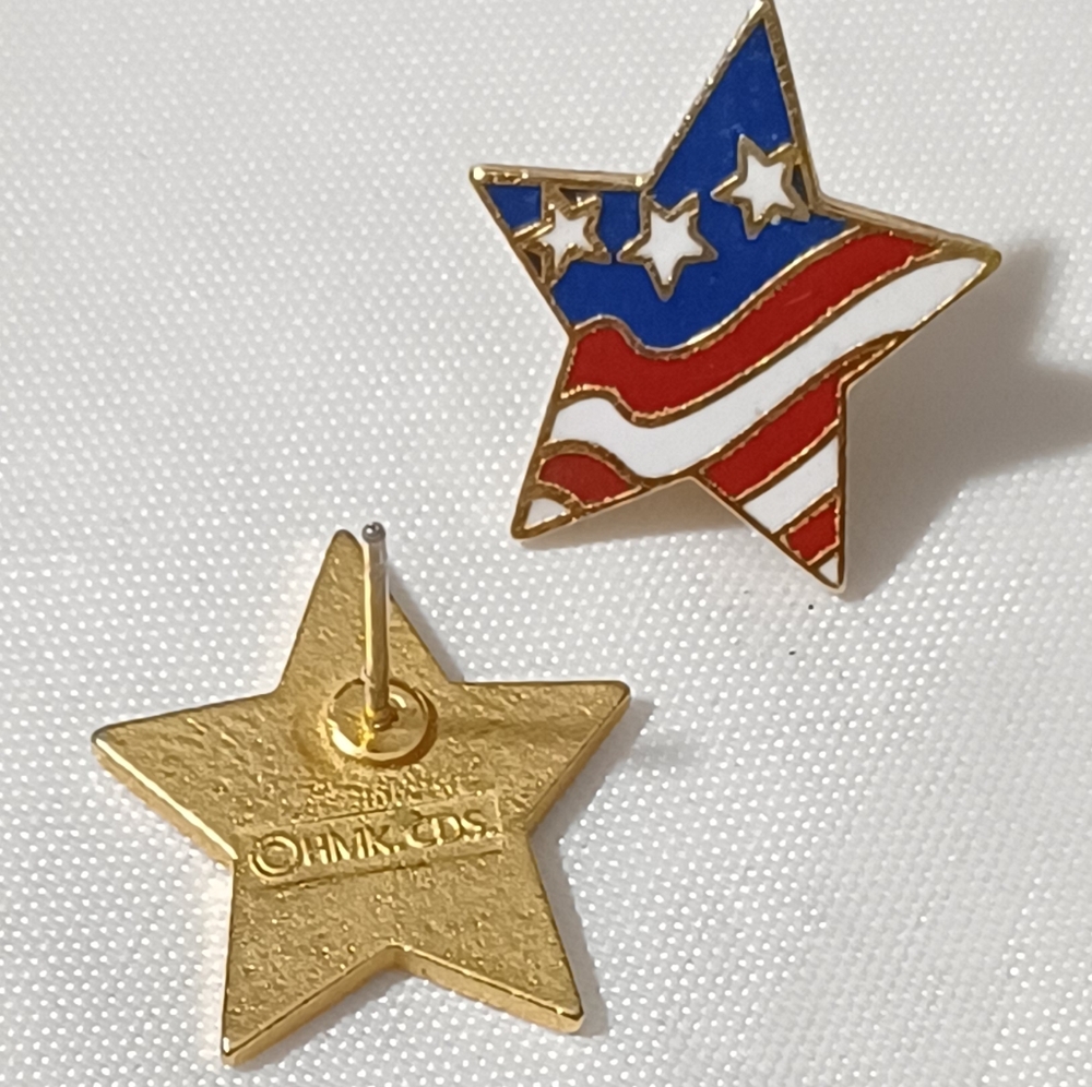 HMK.CDS. U.S. STAR FLAG EARRINGS
